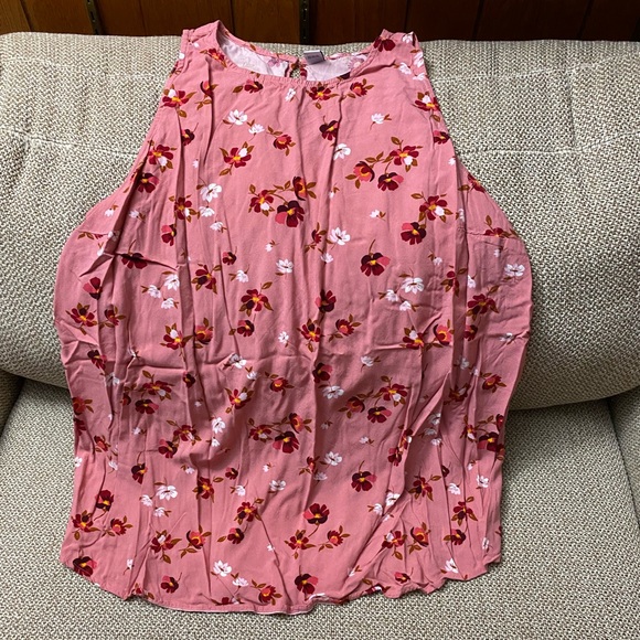Old Navy Tops - 2/$15 Pink Floral Sleeveless Top 3x